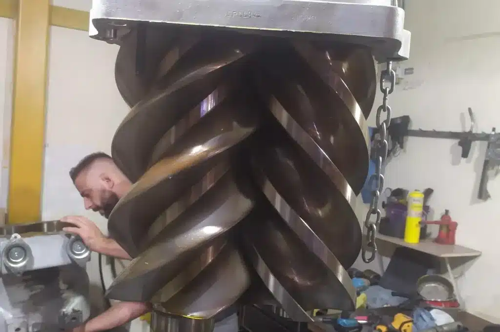 Revisão de Unidade Compressora de Compressor de Parafuso
